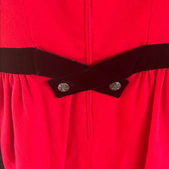 Saks Fifth Avenue Vintage Vibrant Red Dress; Black Velvet Collar Cuffs Belt;Sz 8 - Picture 11 of 16